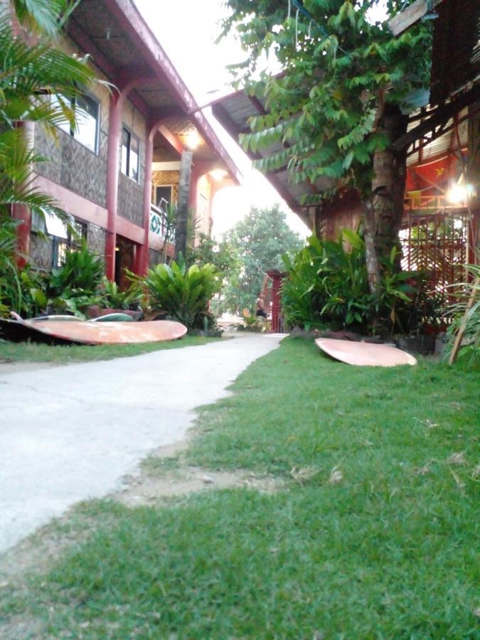 Nine Clouds Homestyle Accommodation General Luna (Surigao del Norte) Exterior foto